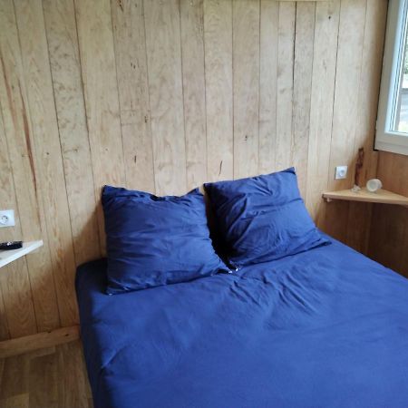 Chambre 2 A 4 Pers Gite Du Gardoir Boresse-et-Martron Esterno foto